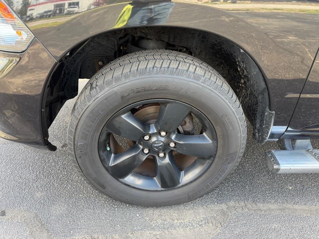 RAM 1500 Classic Tradesman Quad Cab 4WD 2019