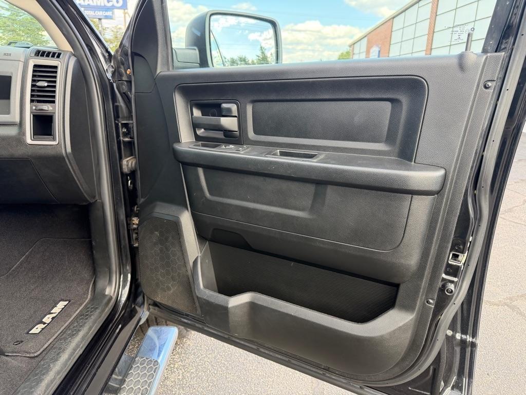 RAM 1500 Classic Tradesman Quad Cab 4WD 2019