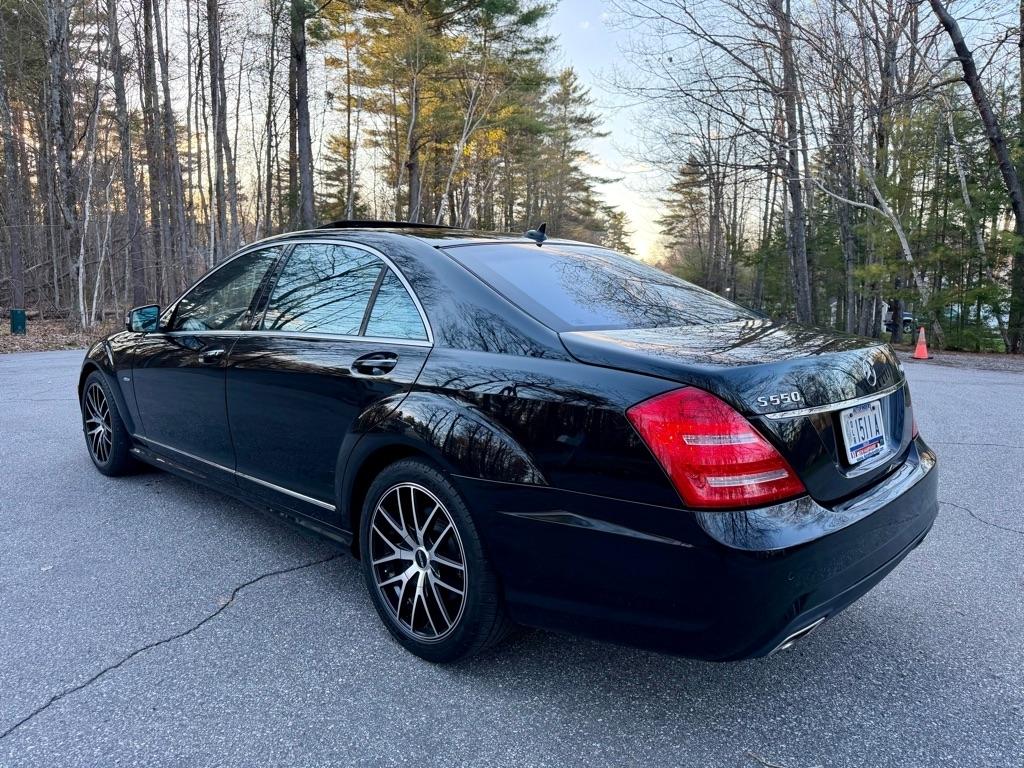 Mercedes-Benz S-Class S550 4-MATIC 2012