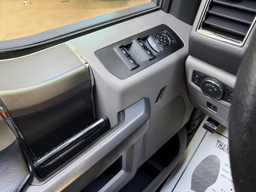 Ford F-150 XLT SuperCrew 6.5-ft. Bed 4WD 2015