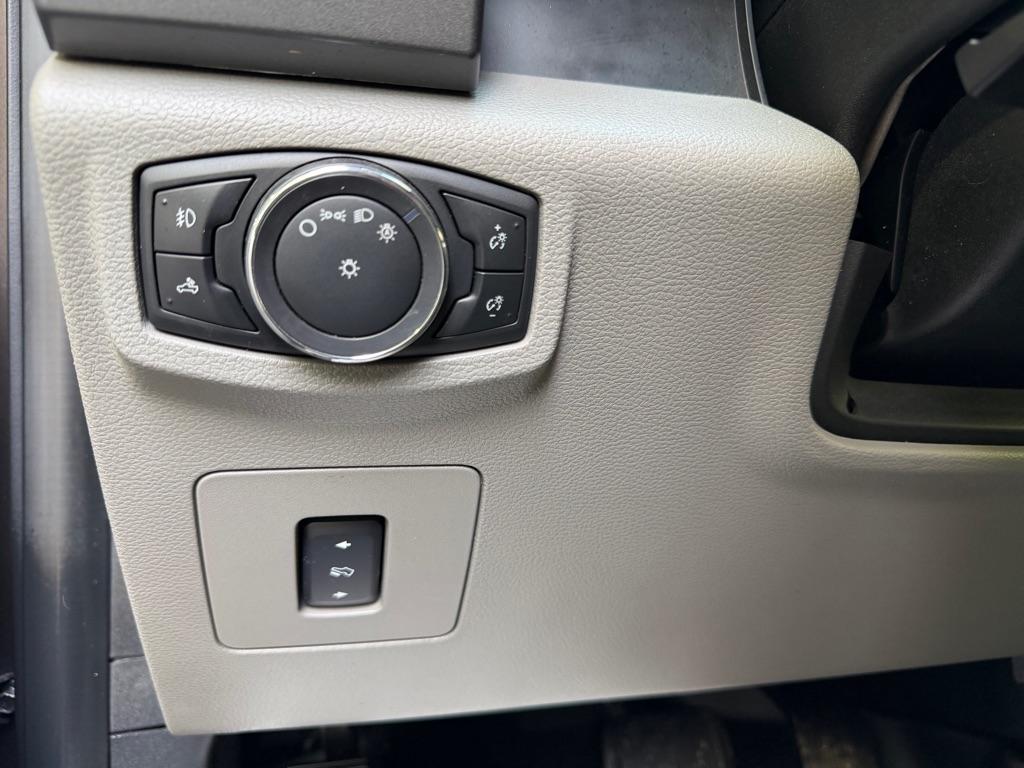 Ford F-150 XLT SuperCrew 6.5-ft. Bed 4WD 2015