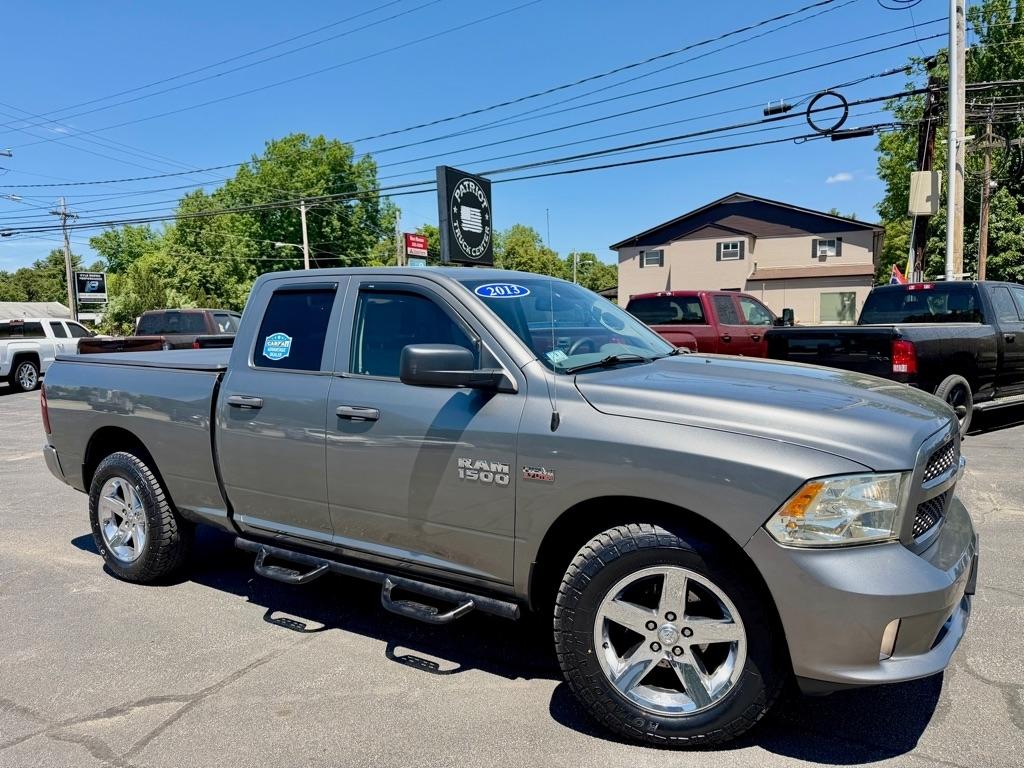 RAM 1500 Tradesman Quad Cab 4WD 2013