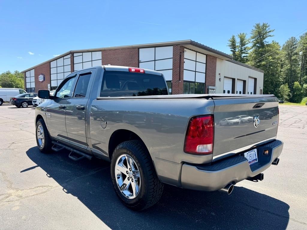 RAM 1500 Tradesman Quad Cab 4WD 2013