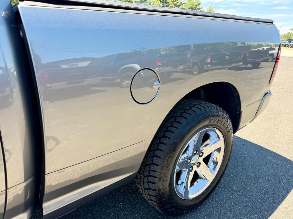RAM 1500 Tradesman Quad Cab 4WD 2013