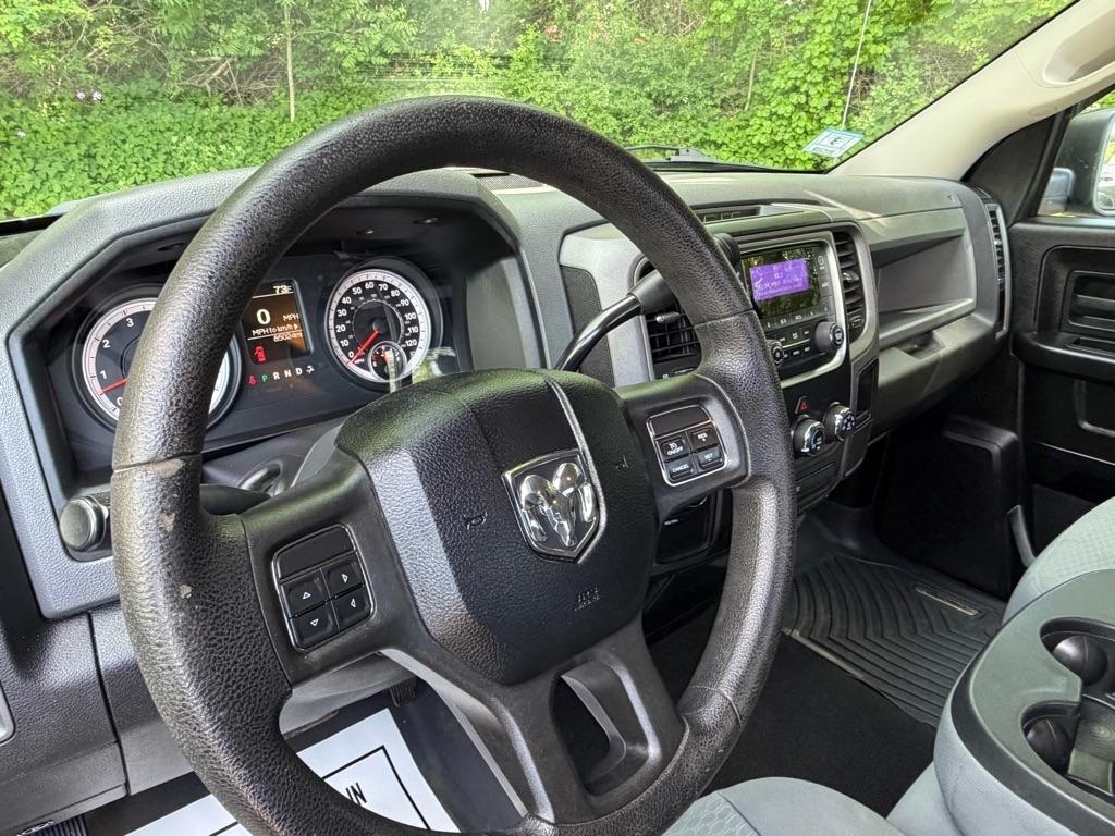 RAM 1500 Tradesman Quad Cab 4WD 2013