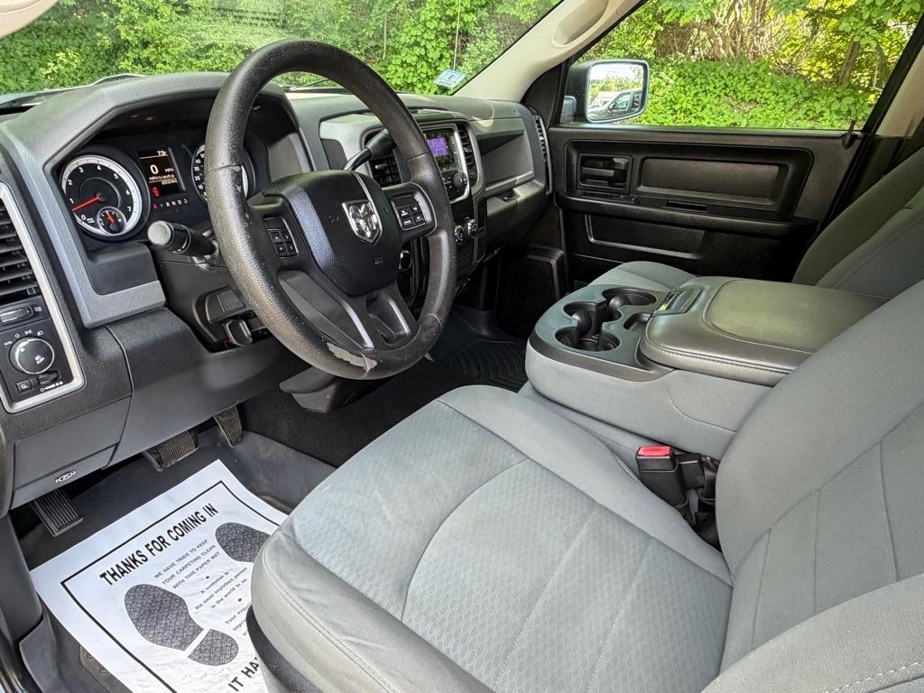 RAM 1500 Tradesman Quad Cab 4WD 2013