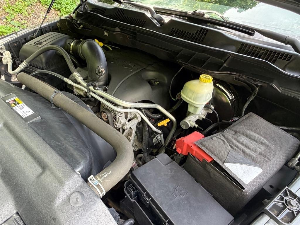 RAM 1500 Tradesman Quad Cab 4WD 2013