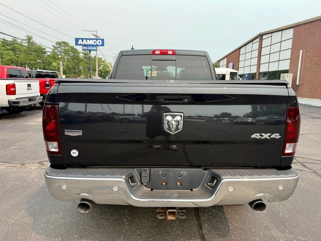 RAM 1500 Laramie Quad Cab 4WD 2016