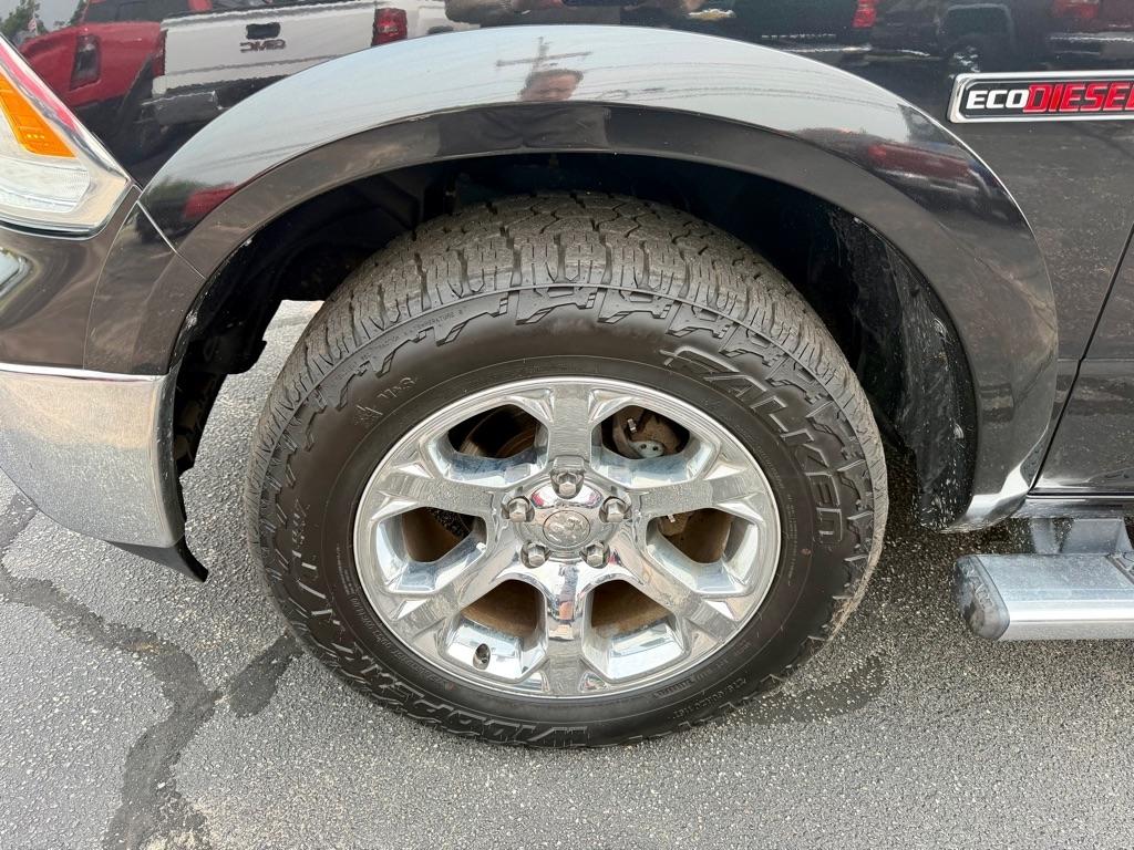 RAM 1500 Laramie Quad Cab 4WD 2016
