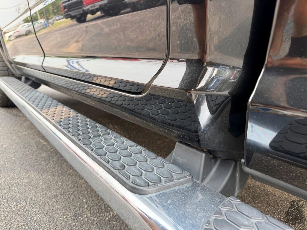 RAM 1500 Laramie Quad Cab 4WD 2016