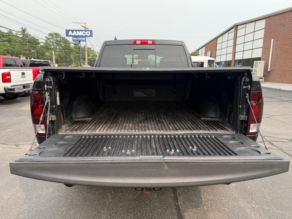 RAM 1500 Laramie Quad Cab 4WD 2016