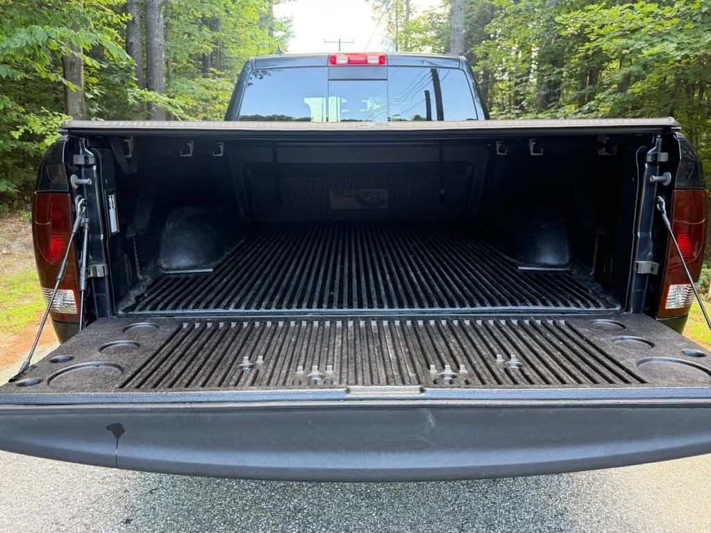 RAM 1500 Laramie Quad Cab 4WD 2016