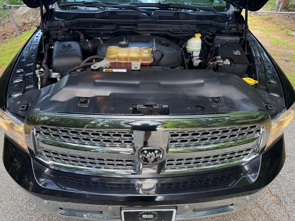 RAM 1500 Laramie Quad Cab 4WD 2016