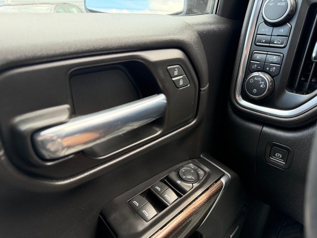 Chevrolet Silverado 1500 RST Crew Cab 4WD 2020