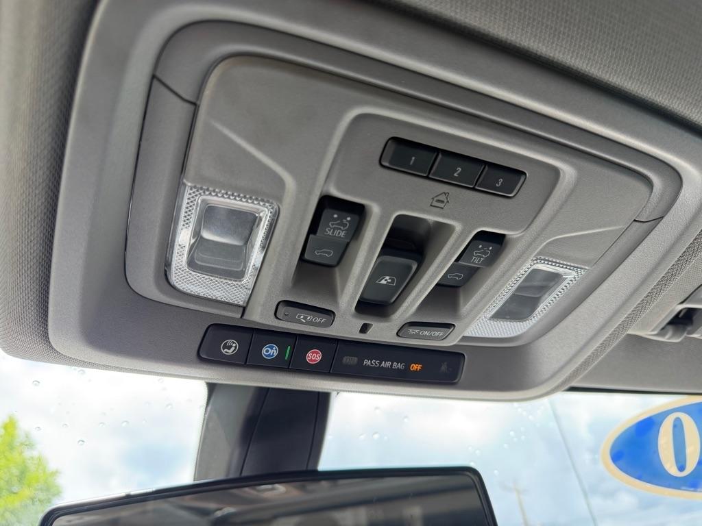 Chevrolet Silverado 1500 RST Crew Cab 4WD 2020