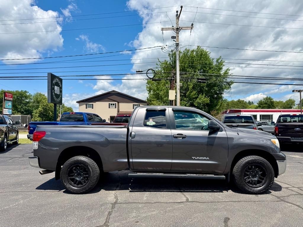 Toyota Tundra Tundra-Grade Double Cab 4.6L 4WD 2012