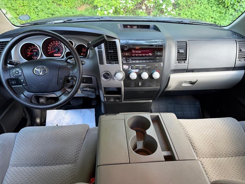 Toyota Tundra Tundra-Grade Double Cab 4.6L 4WD 2012