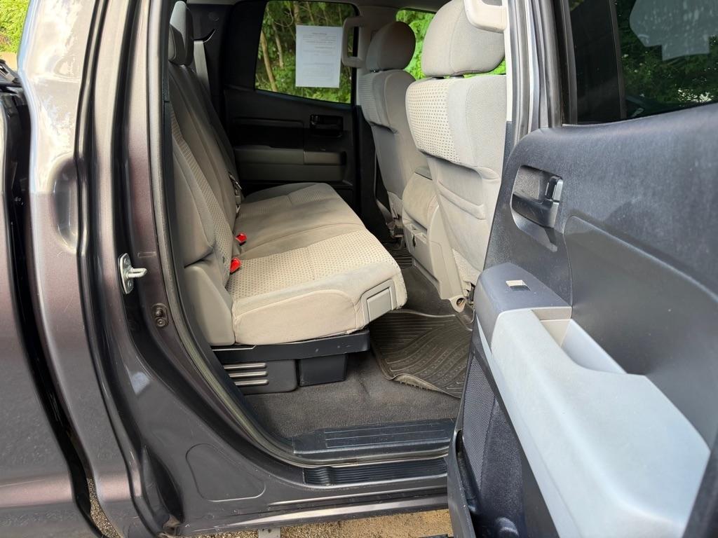 Toyota Tundra Tundra-Grade Double Cab 4.6L 4WD 2012