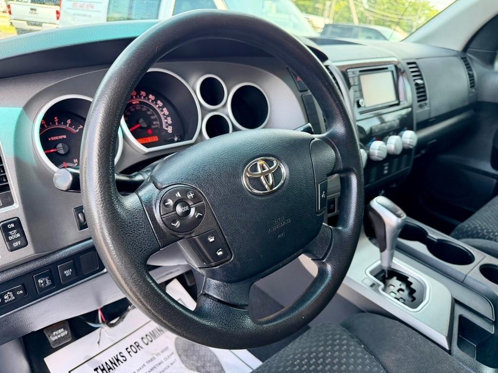 Toyota Tundra Tundra-Grade 5.7L Double Cab 4WD 2013