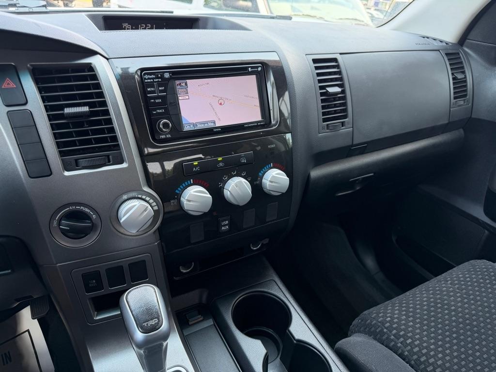 Toyota Tundra Tundra-Grade 5.7L Double Cab 4WD 2013