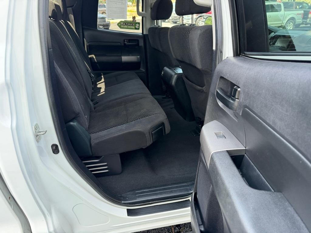 Toyota Tundra Tundra-Grade 5.7L Double Cab 4WD 2013