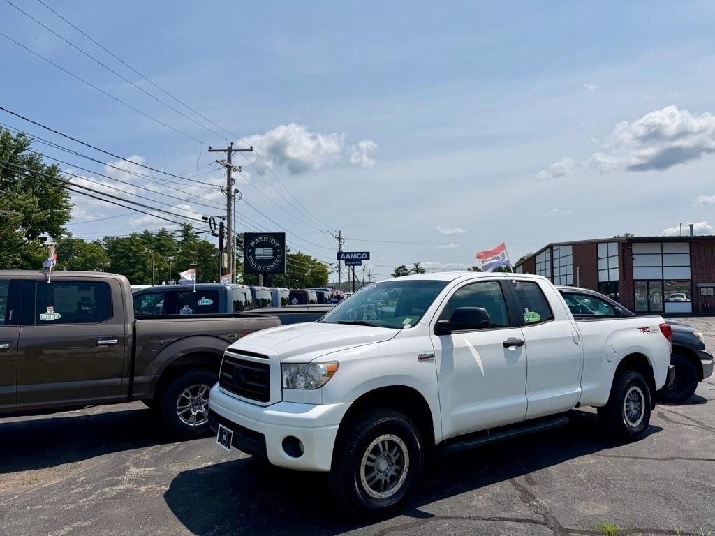 Toyota Tundra Tundra-Grade 5.7L Double Cab 4WD 2013