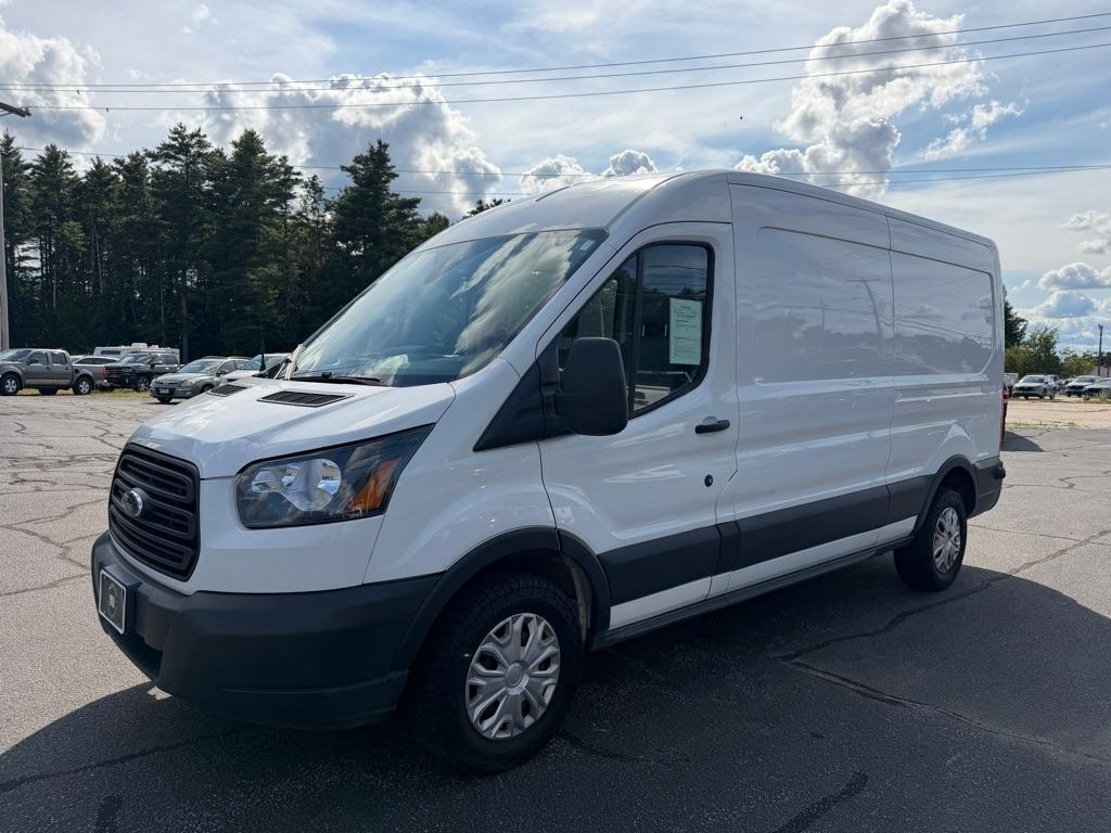 Ford Transit 250 Van Med. Roof w/Sliding Pass. 148-in. WB 2018
