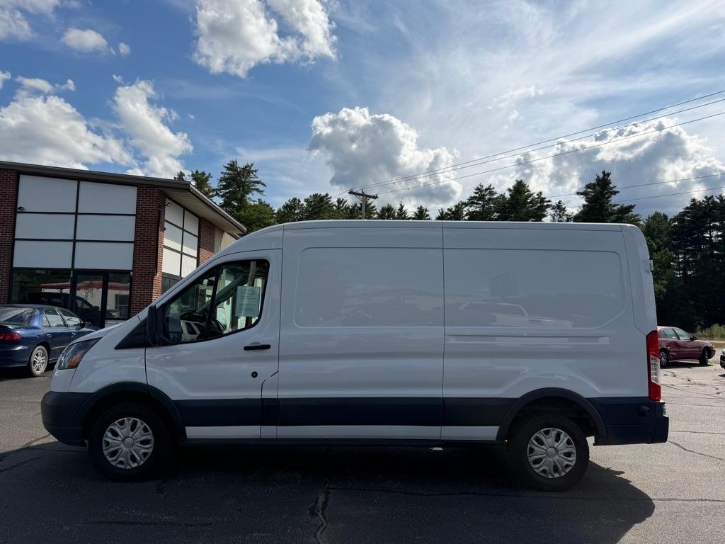 Ford Transit 250 Van Med. Roof w/Sliding Pass. 148-in. WB 2018