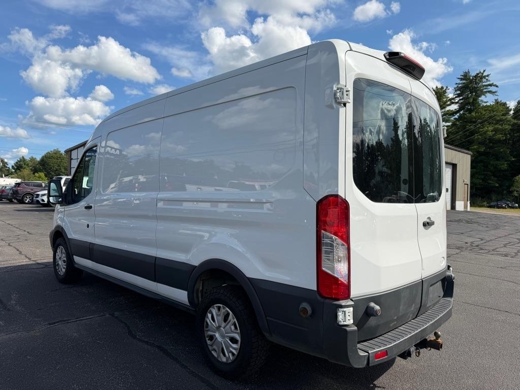 Ford Transit 250 Van Med. Roof w/Sliding Pass. 148-in. WB 2018