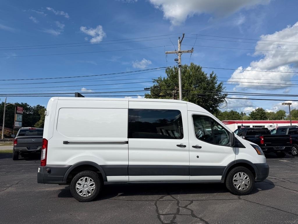 Ford Transit 250 Van Med. Roof w/Sliding Pass. 148-in. WB 2018