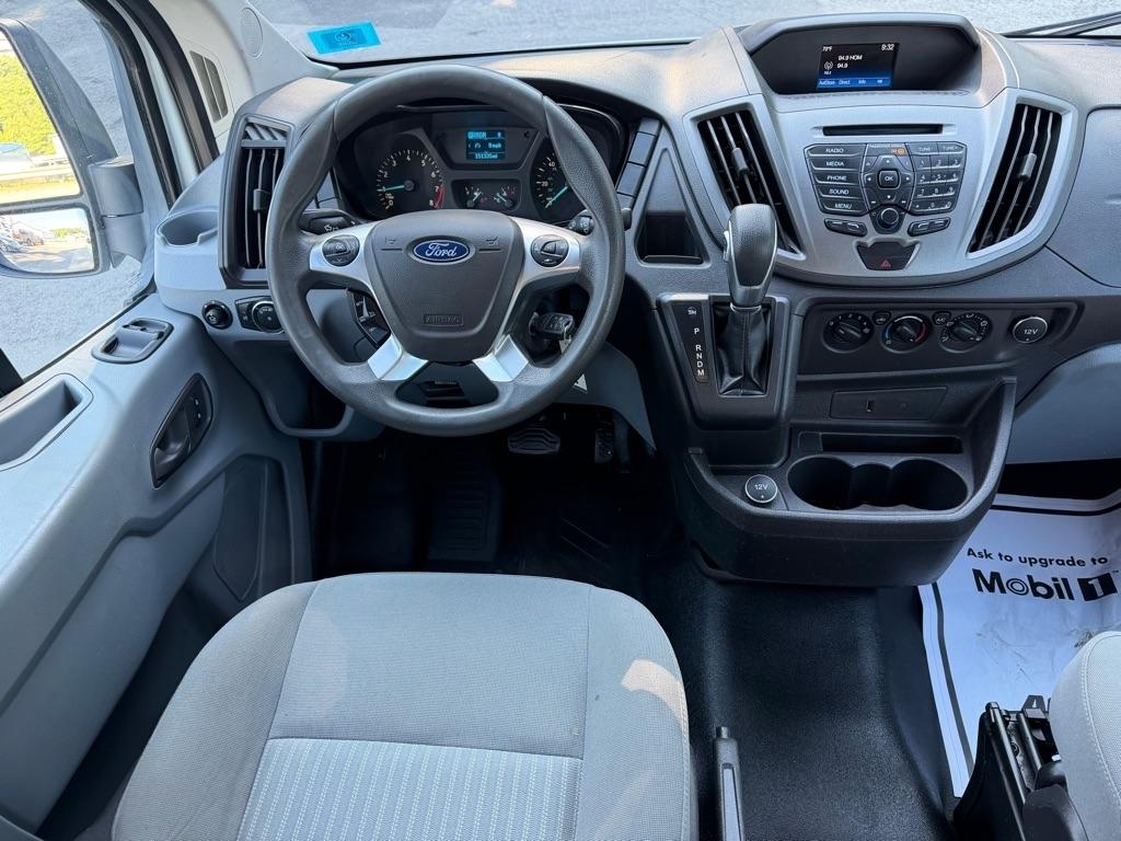 Ford Transit 250 Van Med. Roof w/Sliding Pass. 148-in. WB 2018