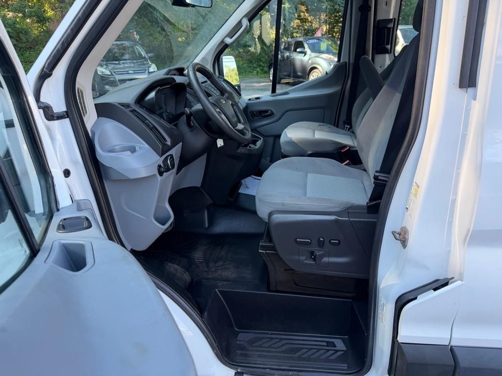Ford Transit 250 Van Med. Roof w/Sliding Pass. 148-in. WB 2018