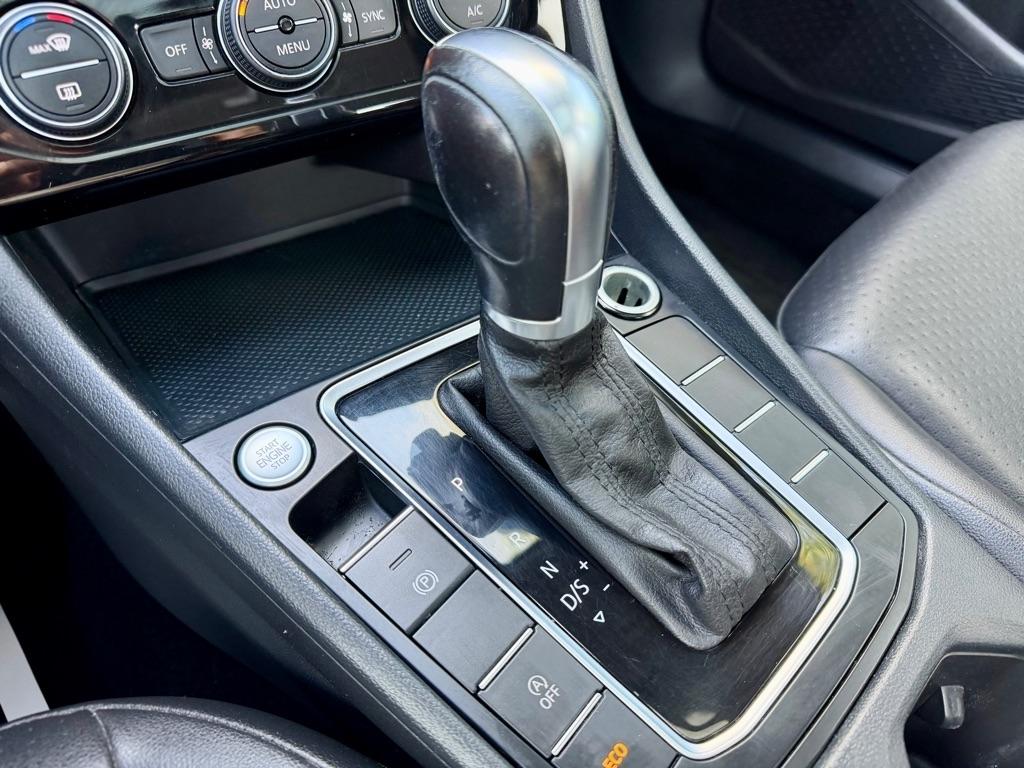 Volkswagen Jetta 1.4T S 8A 2019