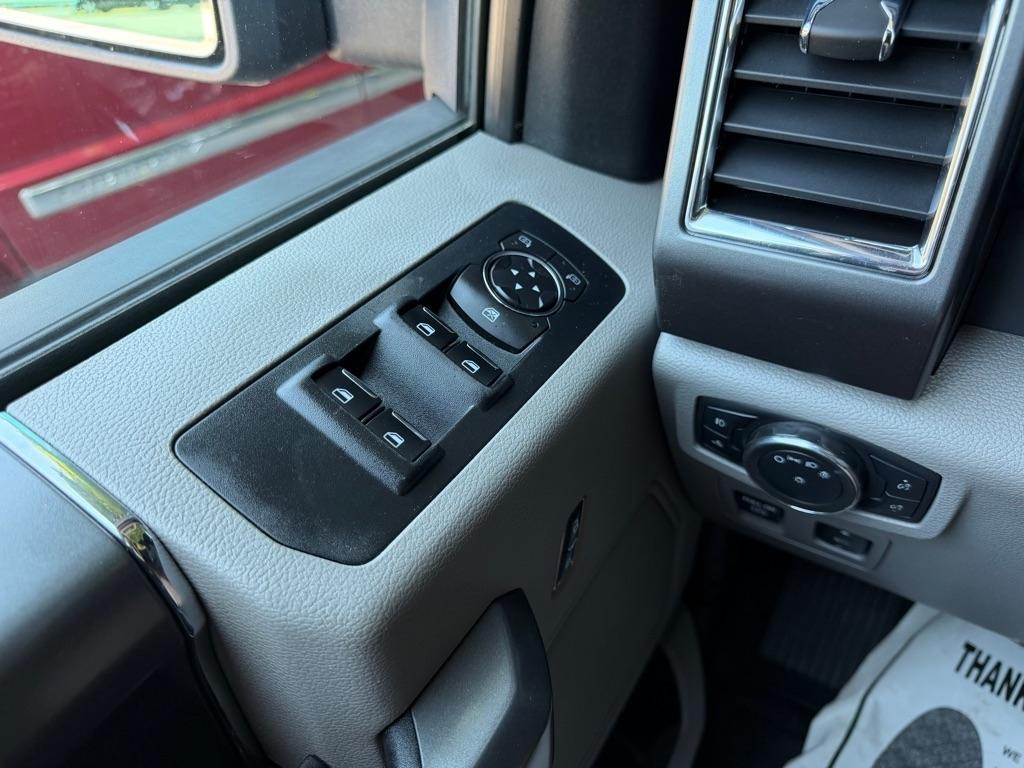 Ford F-150 XLT SuperCrew 6.5-ft. Bed 4WD 2015