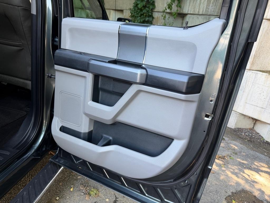 Ford F-150 XLT SuperCrew 6.5-ft. Bed 4WD 2015
