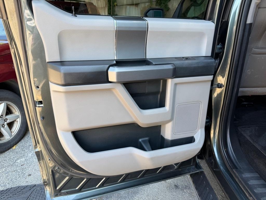 Ford F-150 XLT SuperCrew 6.5-ft. Bed 4WD 2015