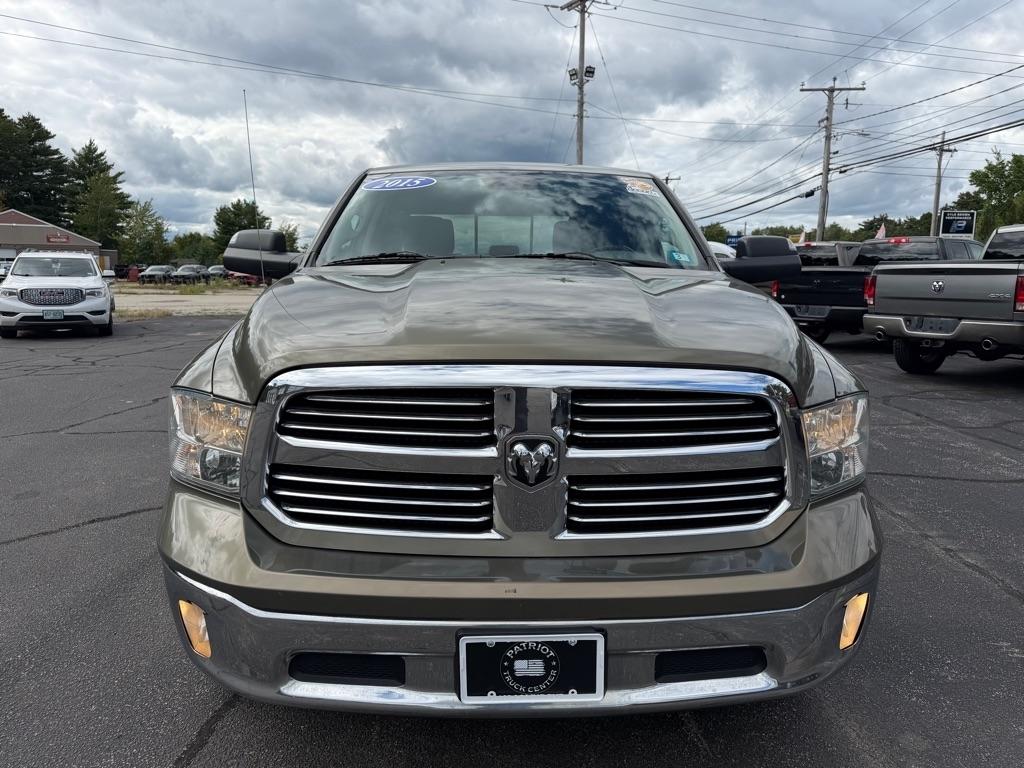RAM 1500 SLT Crew Cab LWB 4WD 2015
