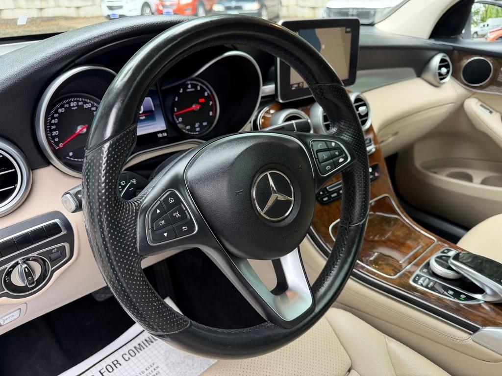 Mercedes-Benz GLC-Class GLC300 4MATIC 2016