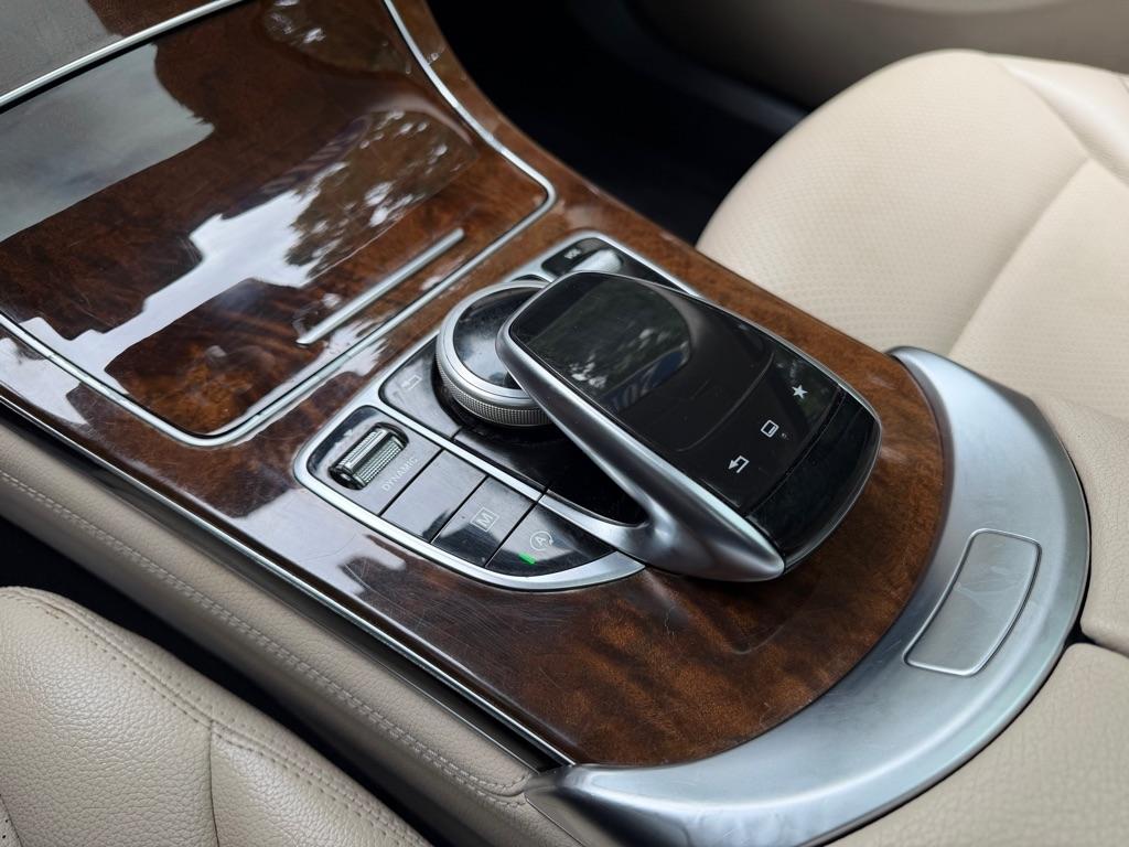 Mercedes-Benz GLC-Class GLC300 4MATIC 2016