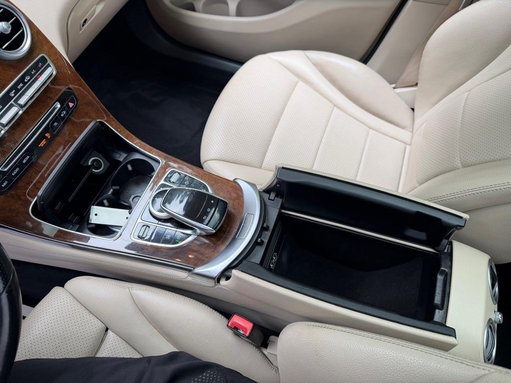 Mercedes-Benz GLC-Class GLC300 4MATIC 2016