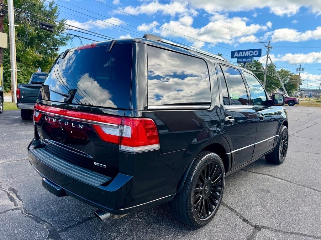 Lincoln Navigator 4WD 2015