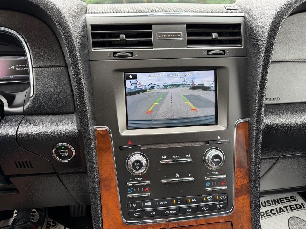 Lincoln Navigator 4WD 2015