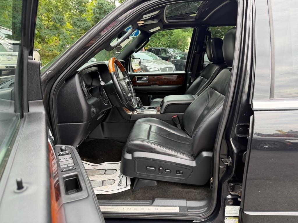 Lincoln Navigator 4WD 2015