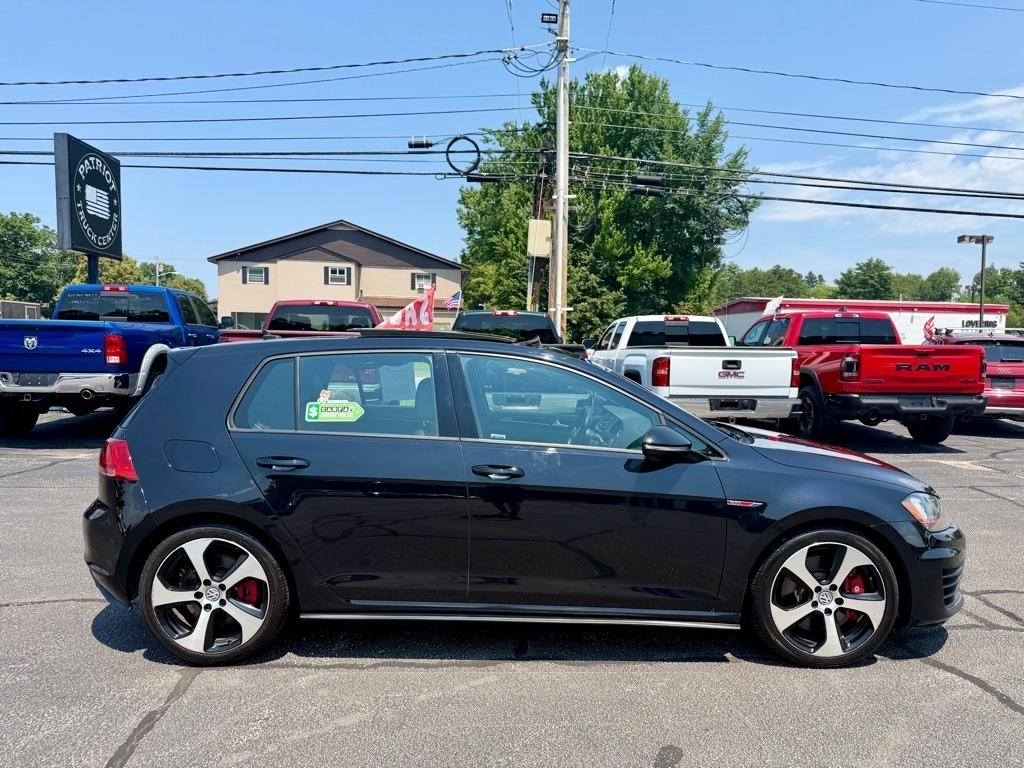 Volkswagen Golf GTI S 6A 4-Door 2017