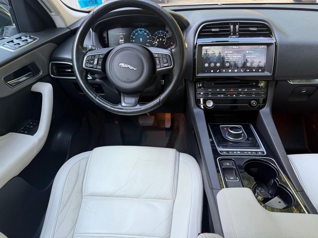 Jaguar F-Pace 35t Prestige 2017