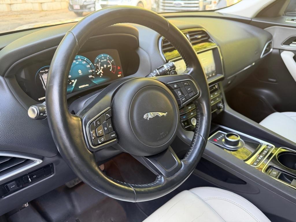 Jaguar F-Pace 35t Prestige 2017