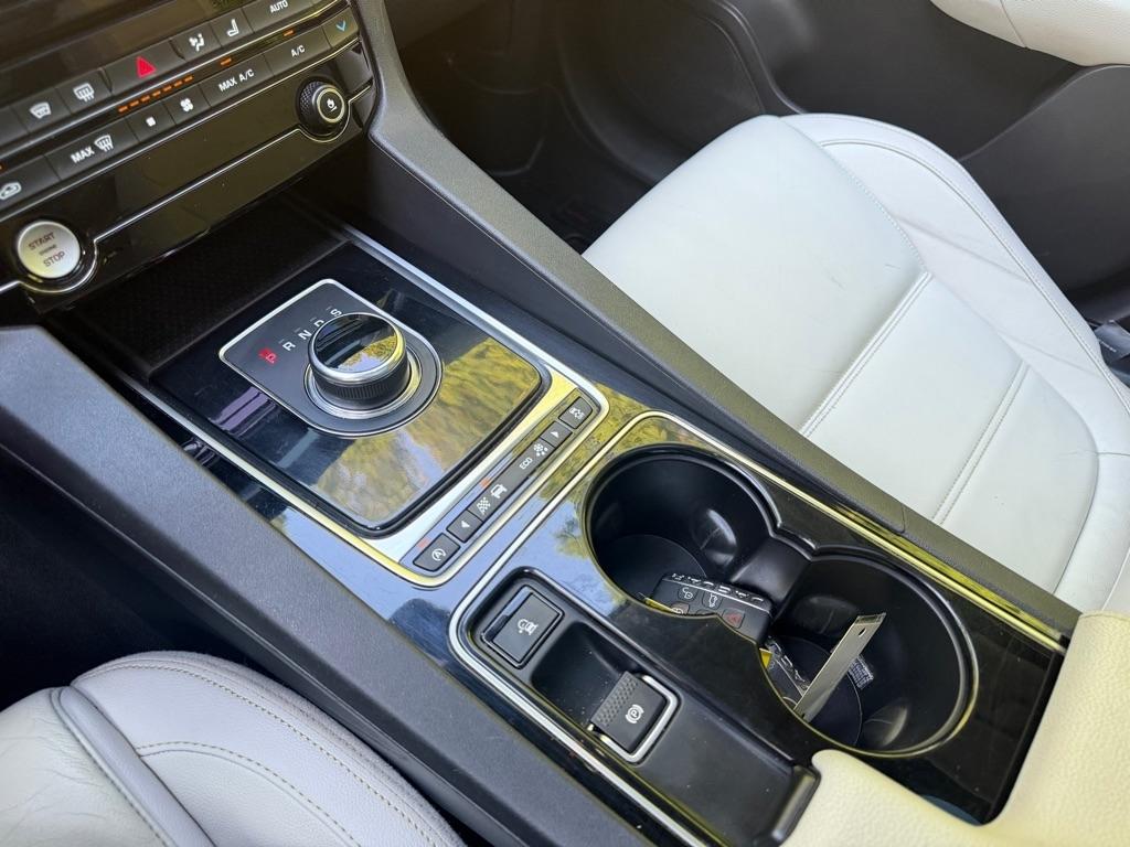 Jaguar F-Pace 35t Prestige 2017