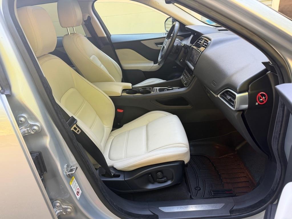 Jaguar F-Pace 35t Prestige 2017