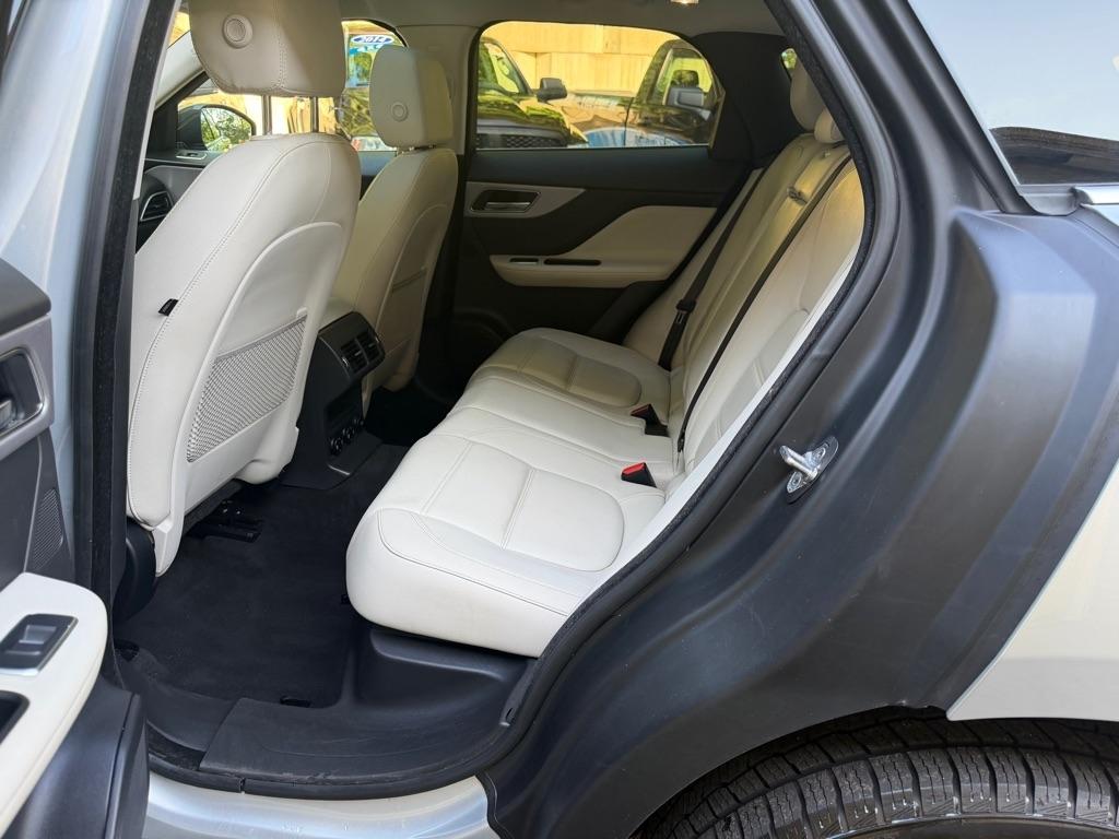 Jaguar F-Pace 35t Prestige 2017