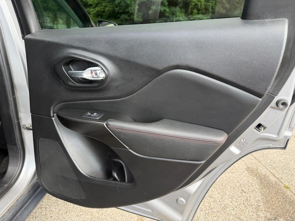 2019 Jeep Cherokee Trailhawk Elite - Photo 27